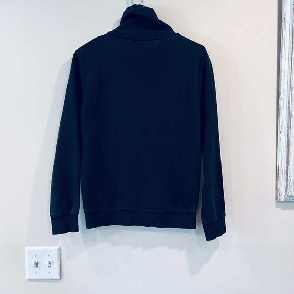 🔥H&M Black and Red Sweatshirt🔥 - Picture 2 of 5